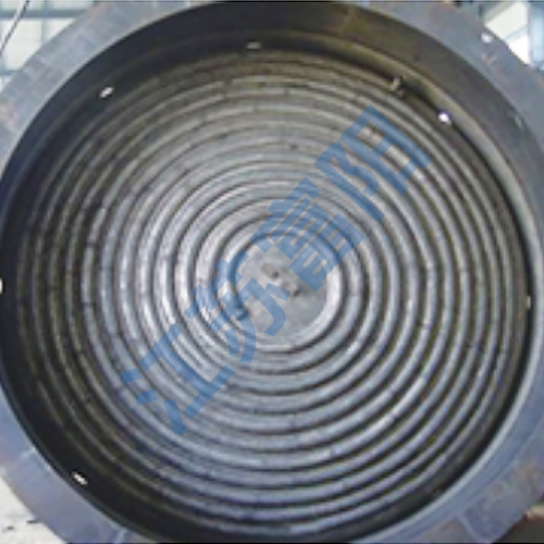 Outer half tube reactor